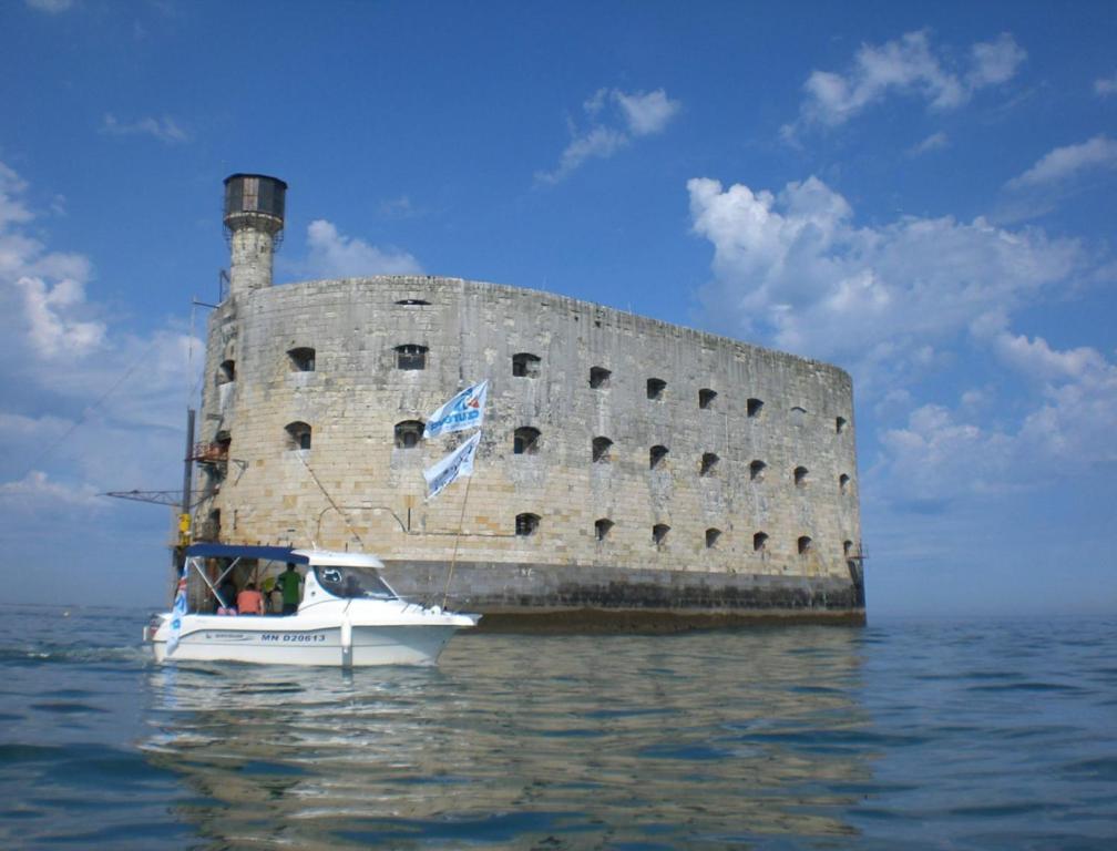 Azureva Fouras Aparthotel Exterior photo